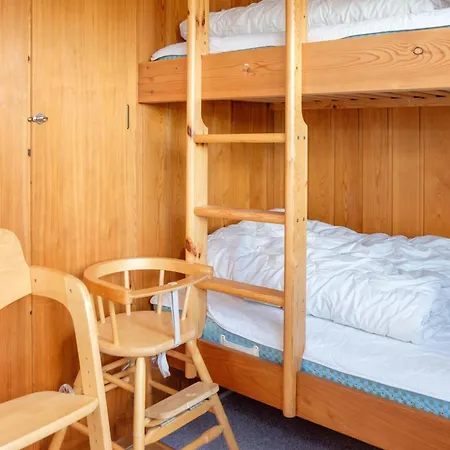 In With 3 Bedrooms And Wifi Holiday home Ebeltoft